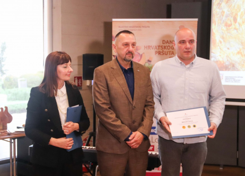 U Šibeniku otvoreni 11. Dani hrvatskog pršuta