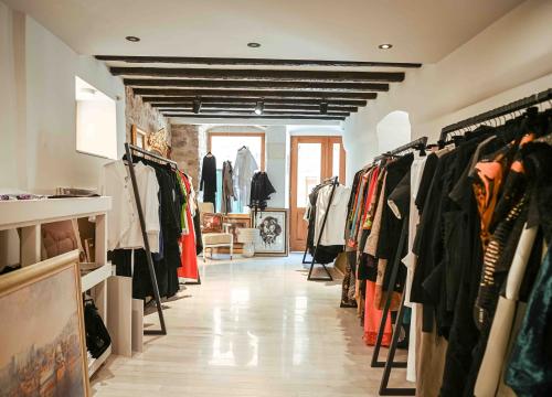 Fotografija 15 - U Galeriji Juraj Dalmatinac ulovite remek djela poznatih hrvatskih slikara po pristupačnim cijenama