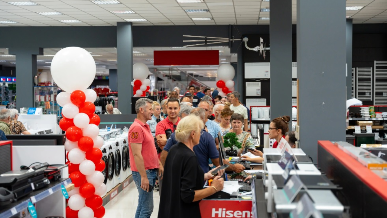 Pozor! Veliki popusti na kućanskim aparatima, keramici, domaćinstvu i više!