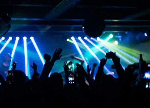 Psihodelija, improvizacija i visoka produkcija: U prodaji karte za japanski Acid Mothers Temple u Azimutu