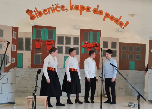 Učenici OŠ Vidici oživjeli šibensku tradiciju kroz igru i pjesmu