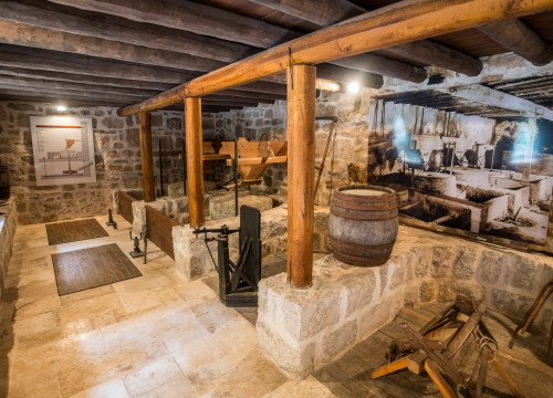 Fotografija 7 - Doživite čaroliju rijeke Krke – zaplovite njome od slapova do otoka, između litica veličanstvenog kanjona