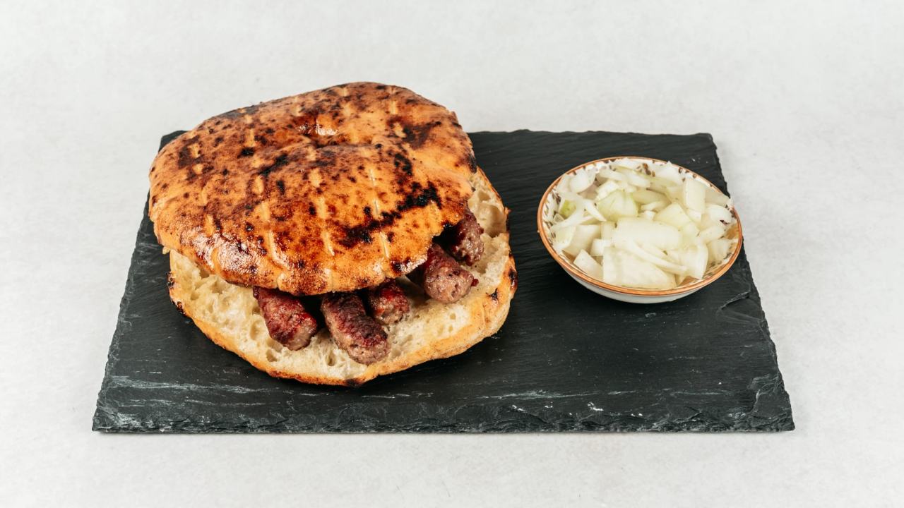 Glazba uživo i vrhunska spiza – Bore i Ermin u restoranu Mačak!