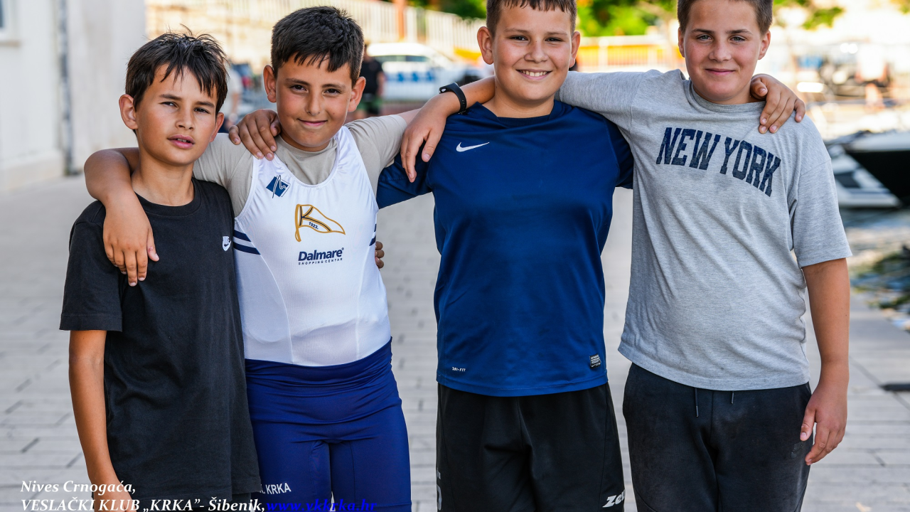 Veslačima Krke šest medalja u Kupu Dalmacije u Kaštelima