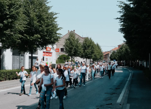 Fotografija 5 - Knin proslavio 950. obljetnicu krunidbe kralja Dmitra Zvonimira Milenijskom fotografijom