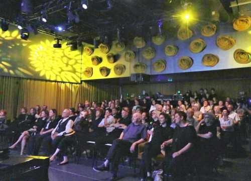 Fotografija 15 - Emotivna komemoracija za Radu Perišu u Arsenu okupila brojne prijatelje i suradnike