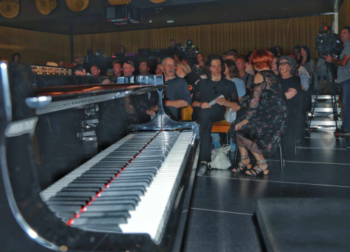 Fotografija 7 - Emotivna komemoracija za Radu Perišu u Arsenu okupila brojne prijatelje i suradnike