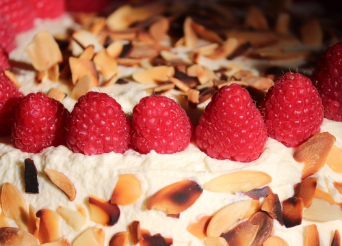 Ako tražite desert za koji vam je potreban samo blender i pećnica, ovaj kolač je za vas