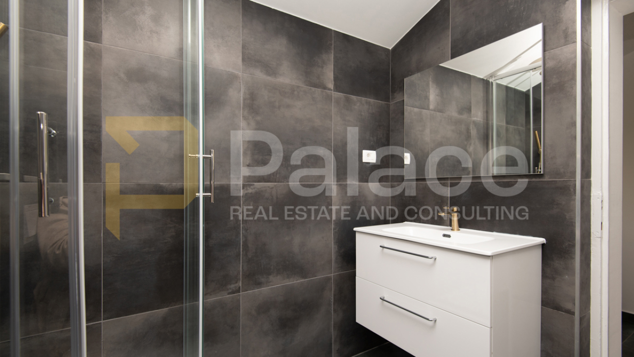 Kompletno renoviran dvosoban stan na Baldekinu – idealna kombinacija lokacije i modernog uređenja