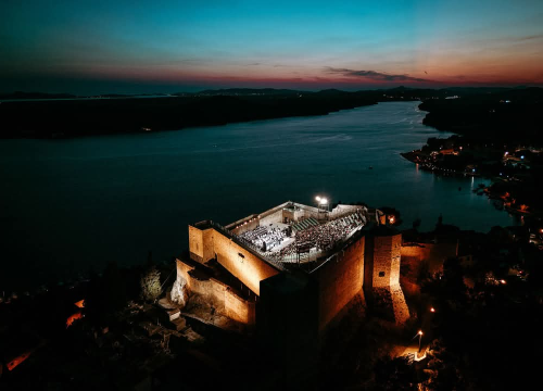 Legendarna rock opera Gubec-Beg oduševila publiku na Tvrđavi sv. Mihovila