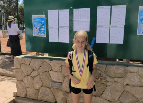 Fotografija 2 - U sklopu MDF-a održan teniski turnir za najmlađe na Šubićevcu