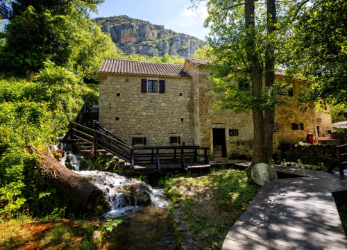 Fotografija 7 - FOTO Ogrlice sred kanjona rijeke Krke