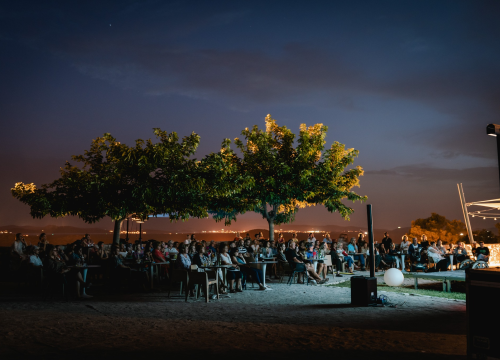 Ljetno kino Barone starta uz ritmove jugoslavenskog funka i vinilnu retronostalgiju