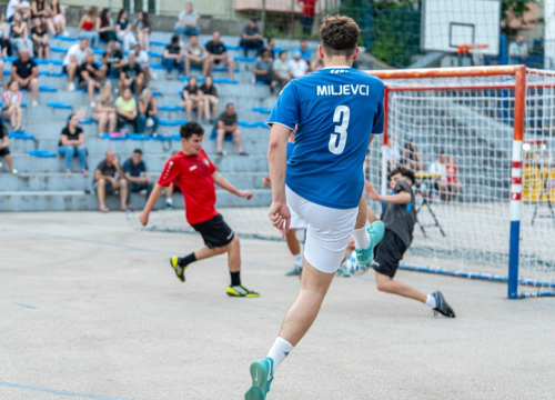 Na kninskom malonogometnom turniru 'Sveti Ante' ostalo osam ekipa: Natjecanje se nastavlja sutra