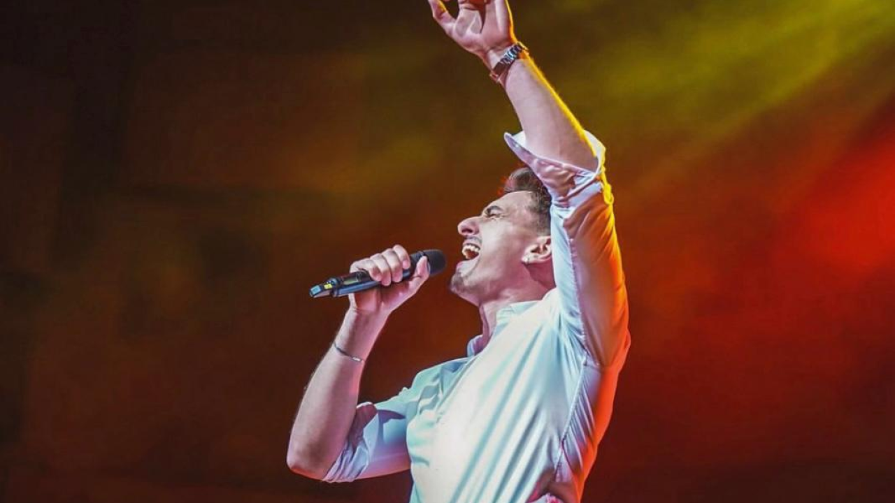 Spektakularan koncert na najljepšem vidikovcu Jadrana – Adi Šoše stiže u Primošten