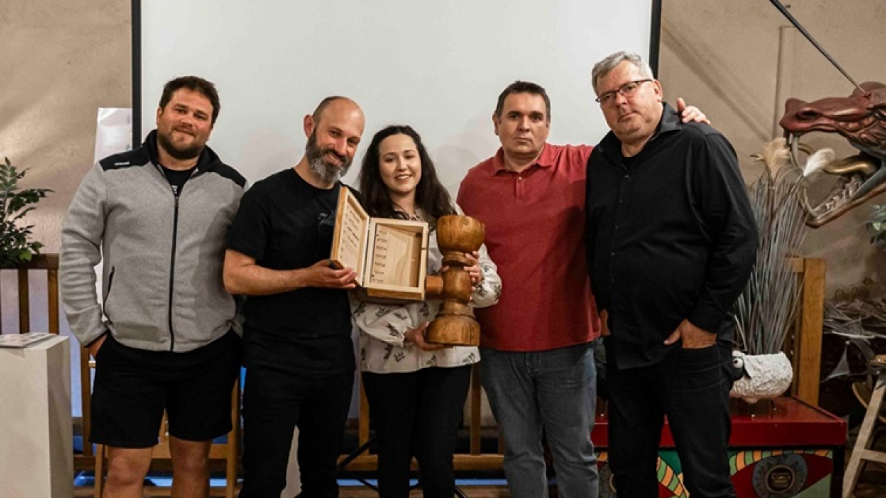 Večerašnji pub-kviz u Azimuta, drukčijeg formata, sastavljaju 'Cruz i Eden šibenske kviz-scene'