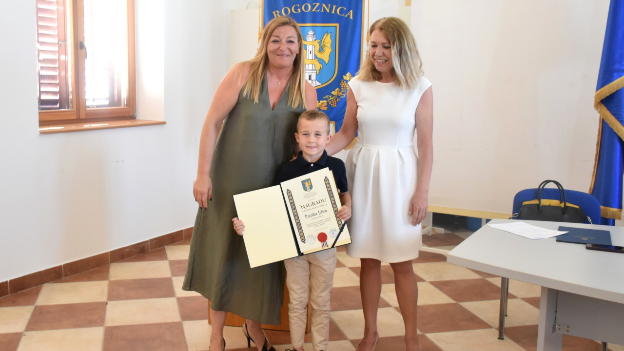 U povodu proslave Dana općine u Rogoznici održana svečana sjednica