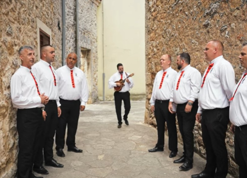 'Neće pisma': Klapa Drniš predstavila novu pjesmu i spot