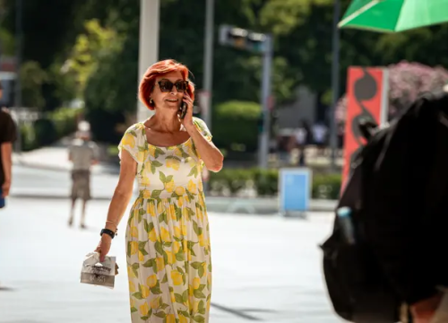 Veseli motivi i lepršavi krojevi osvajaju šibenske ulice