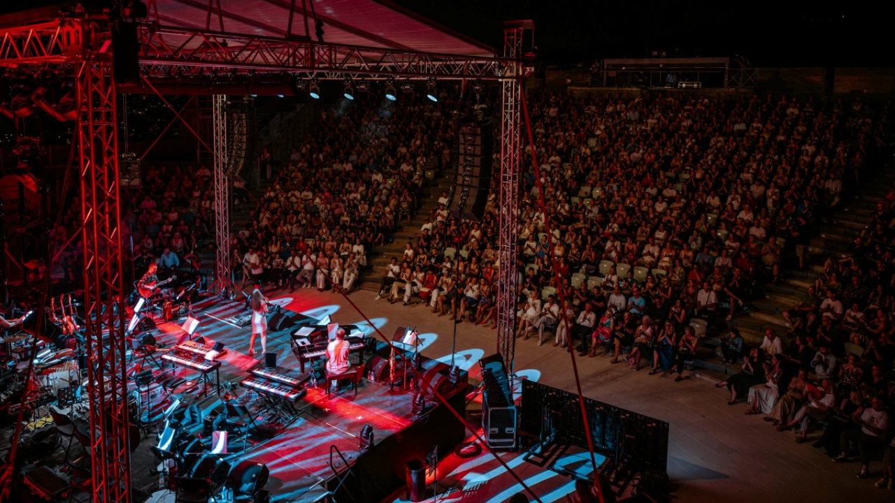 Šibenik ovog tjedna pjeva, svira i priča priče: 'Grad kao mi' slavi Arsena, Mišu, Vicu i druge velikane