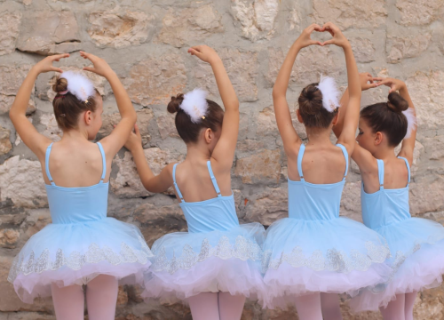 Fotografija 10 - Šibenčanka Meri Višnjić i njene balerine u Tribunju stvaraju bajku