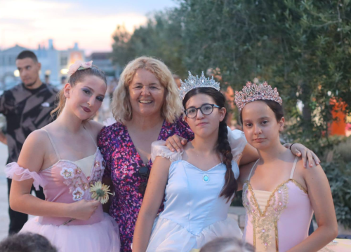 Fotografija 8 - Šibenčanka Meri Višnjić i njene balerine u Tribunju stvaraju bajku