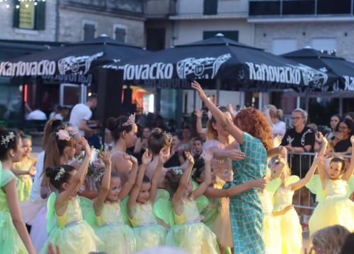 Fotografija 13 - Šibenčanka Meri Višnjić i njene balerine u Tribunju stvaraju bajku