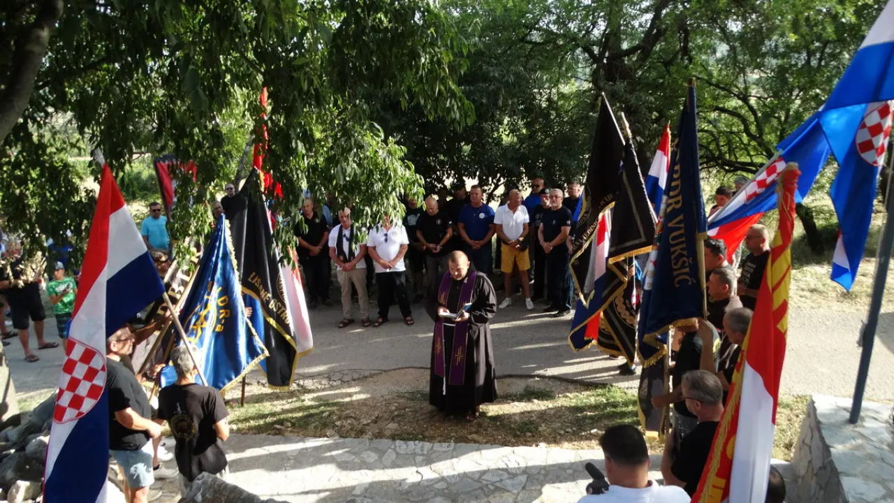 U spomen na žrtve Domovinskog rata od Bulića do Lišana molitvena hodnja