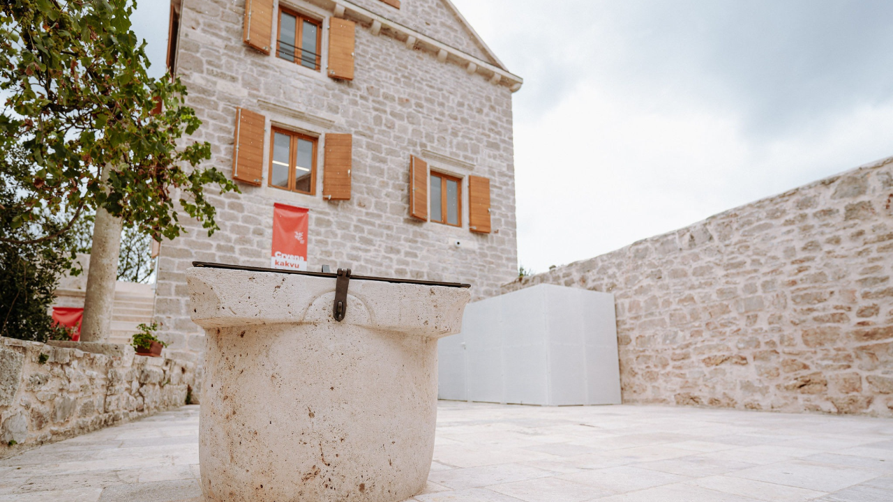 Počinje Zlarinsko ljetno kino: Besplatne projekcije, laureati i svjetski hitovi pod vedrim nebom