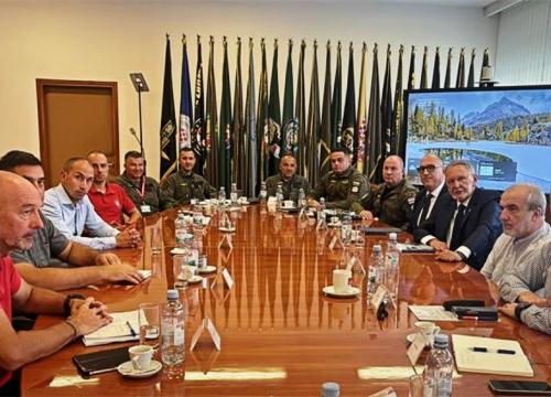 Božinović i HGSS održali sastanak. Stižu novi helikopteri za spašavanje i hitnu pomoć