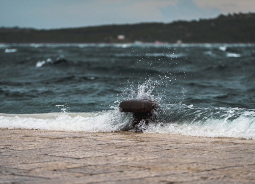 Oblačno s kišom, popodne razvedravanje