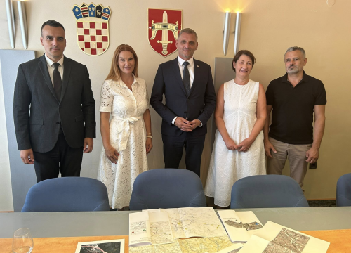 Prvi radni sastanak župana i Hrvatskih cesta: Najavljen početak radova na drniškoj obilaznici