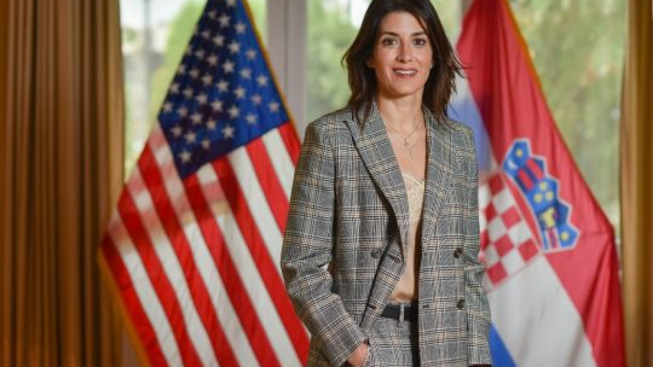 Bivša američka veleposlanica Nathalie Rayes u Šibeniku će dobiti posebno priznanje