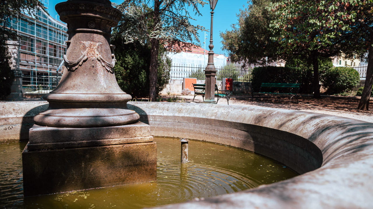 Fontana stala, voda mutna: Prizor iz perivoja Roberta Visianija bode u oči, Zeleni grad otkrio krivca