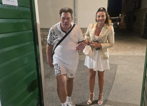 Fotografija 11 - Izložba 'Unutarnji krajolik' autorice Katarine Urem svečano otvorena u Jezerima