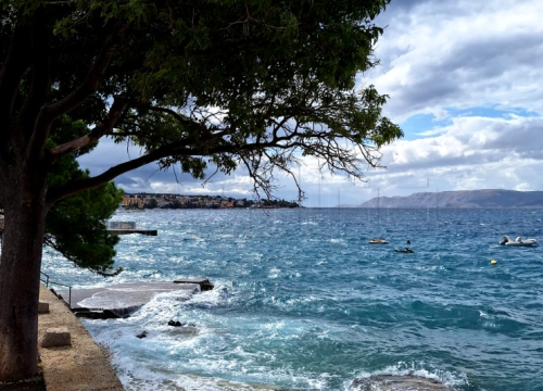 Žena i dijete na supu spašeni tijekom olujne bure