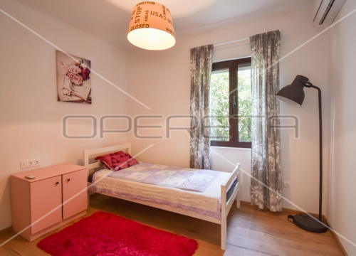 Fotografija 12 - FOTO Rijetka prilika: Opereta predstavlja novouređenu kuću u srcu Šibenika!