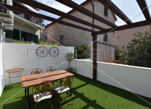 Fotografija 14 - FOTO Rijetka prilika: Opereta predstavlja novouređenu kuću u srcu Šibenika!