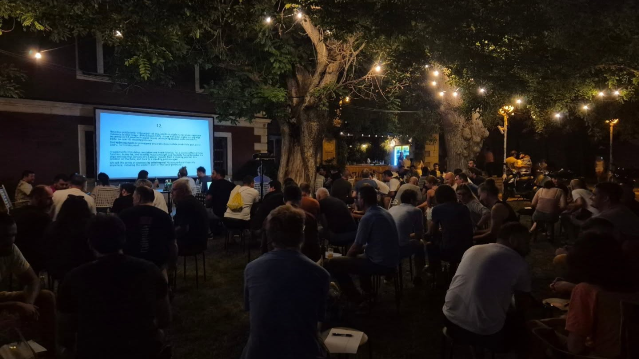 Večerašnji kviz u Azimutu sastavljaju prvi pobjednici Nacionalne lige za srednjoškolce