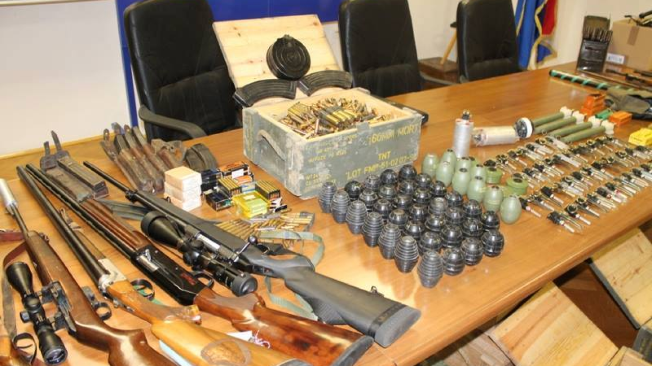 Policija pretresla stan 33-godišnjeg Šibenčanina i pronašla 60 komada streljiva