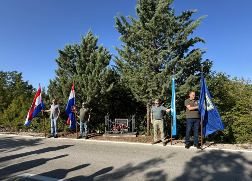 Fotografija 20 - U Puljanima i Oklaju odana počast prvim žrtvama na drniškom području