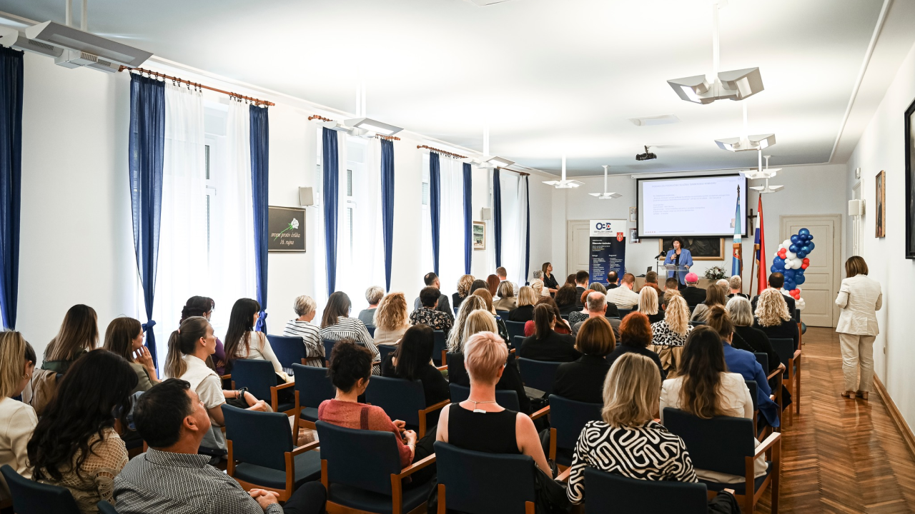 Obiteljski centar organizira radionice za sve parove koji žele poboljšati svoje odnose