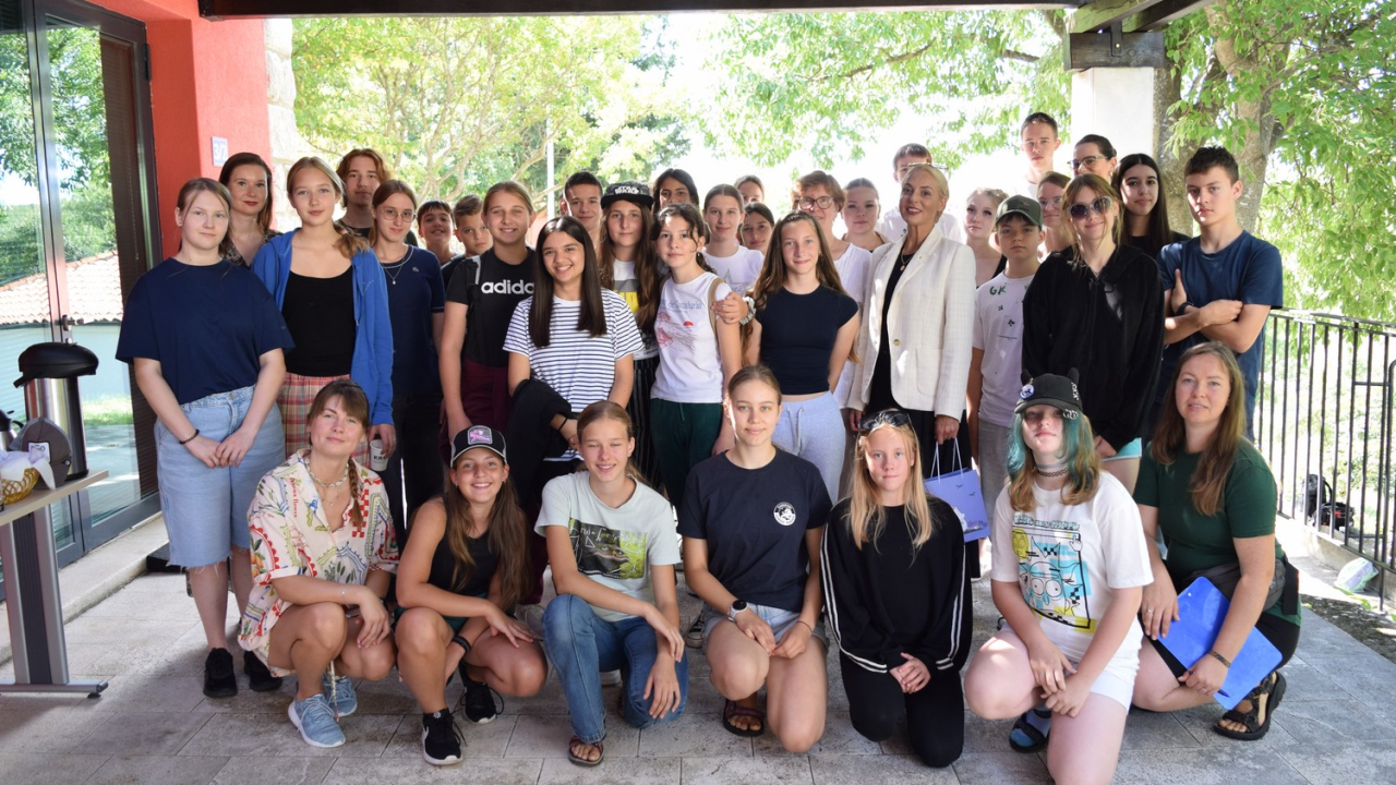 Četrdeset mladih čuvara prirode predano je istraživalo vrijednosti NP 'Krka'