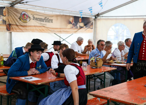 Fotografija 4 - Zadnji dan Festivala bavarskog piva u Vodicama: Večeras koncerti Cambija i Đanija Stipaničeva