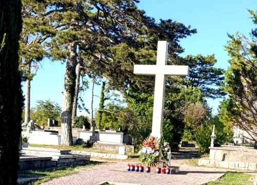 Fotografija 3 - FOTO Odana počast poginulim braniteljima iz Unešića, Mirlović Zagore i Pakova Sela