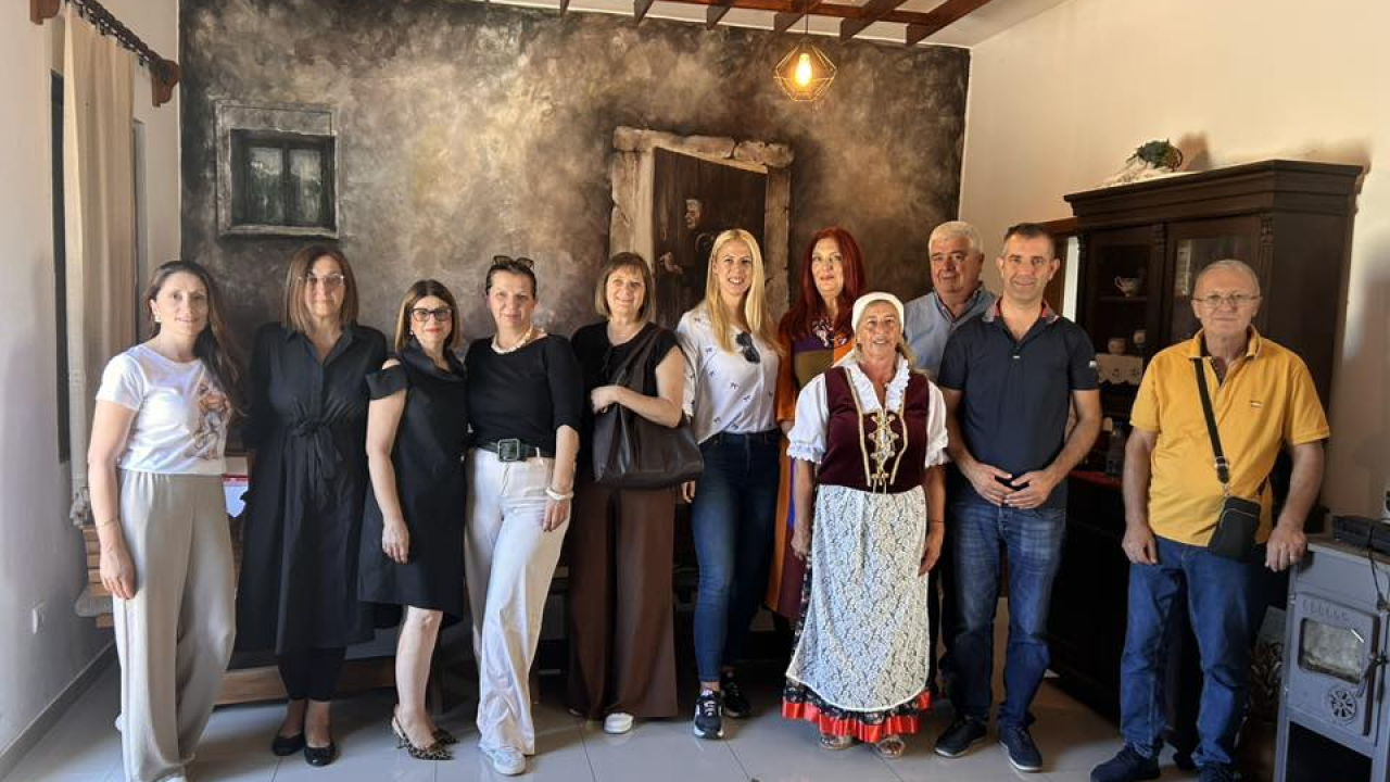 Drniški gradonačelnik sudjelovao na otvaranju 7. Jesenjeg sajma domaće trpeze na Kamenom