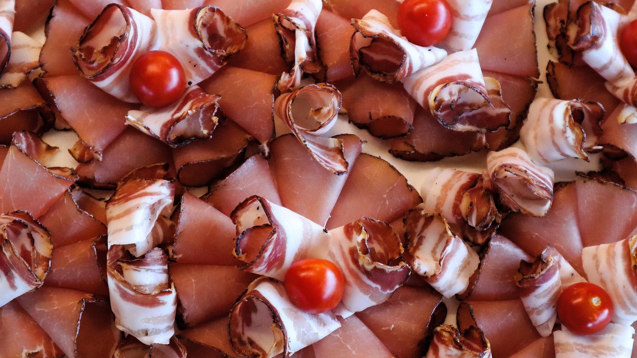 Dijetetičari tvrde da ove četiri vrste mesa uzrokuju rak i srčane probleme