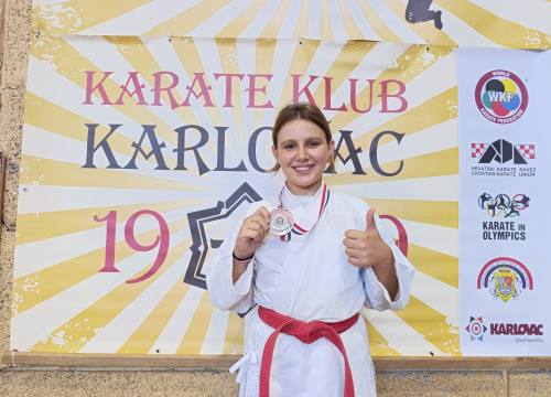 Fotografija 7 - FOTO Karate klubu Šibenik 1066 devet medalja na 'Karlovac Openu'