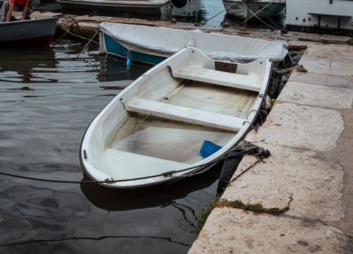 Fotografija 1 - FOTO Nevrijeme najviše problema izazvalo u Vodicama, čitatelji nam šalju fotografije poplavljenih cesta i parkirališta iz cijelog Šibenika
