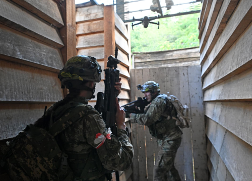 Fotografija 1 - Spektakularna vojna vježba kraj Knina: Pauci i Gromovi odmjerili snage